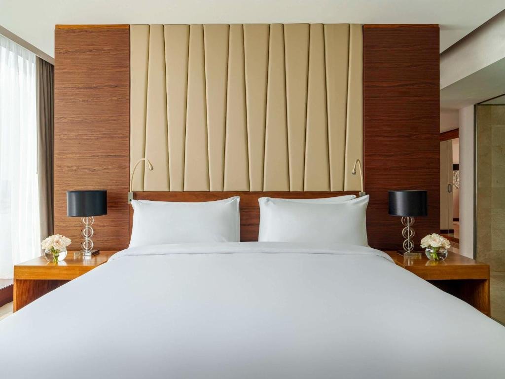 Hotel bed 2