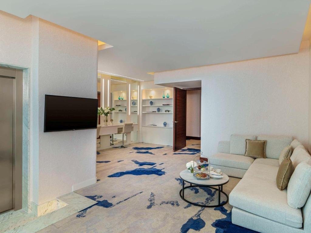 Hotel living room