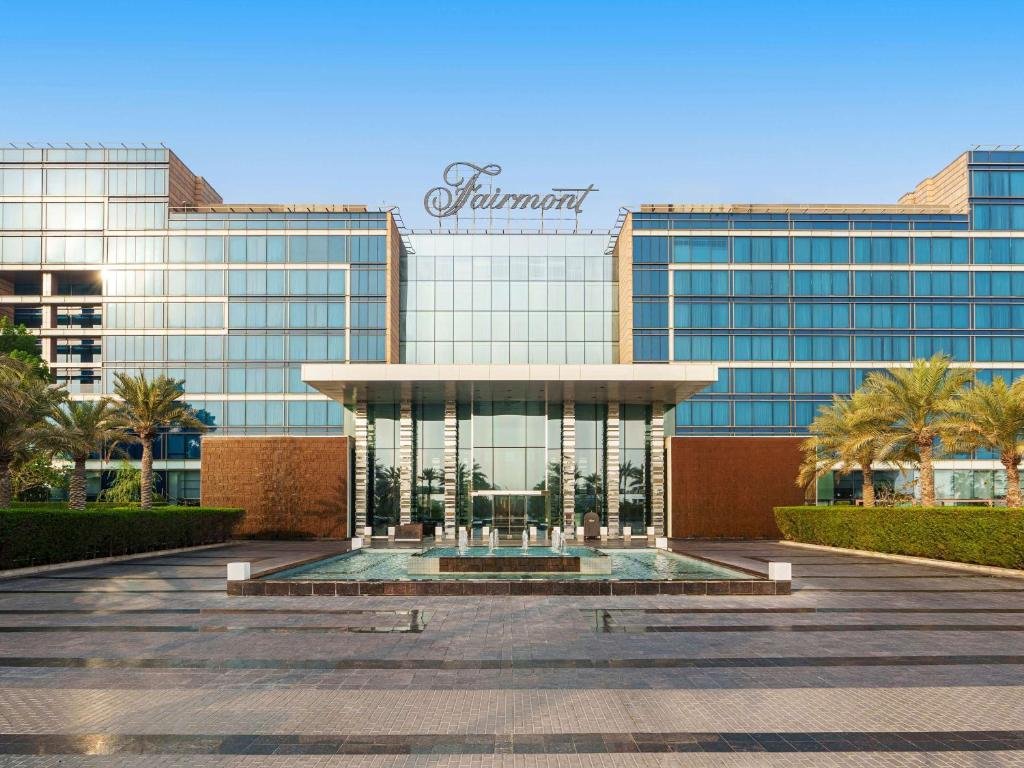 Front hotel